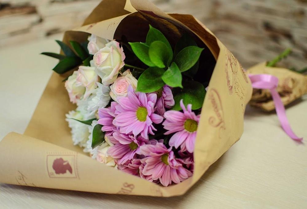 Букет цветов из: Розы и Хризантемы в Кандрах