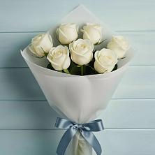 Букет 7 Белых роз Эдлесс Лав в Кандрах