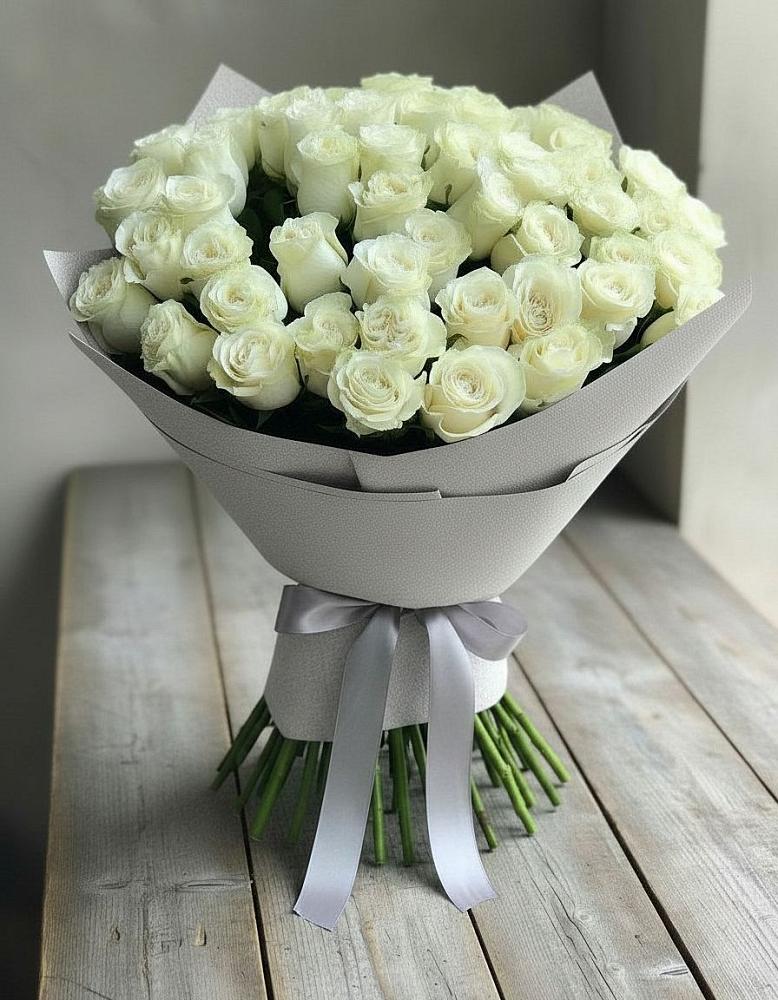 Букет 35 Белых роз в Кандрах