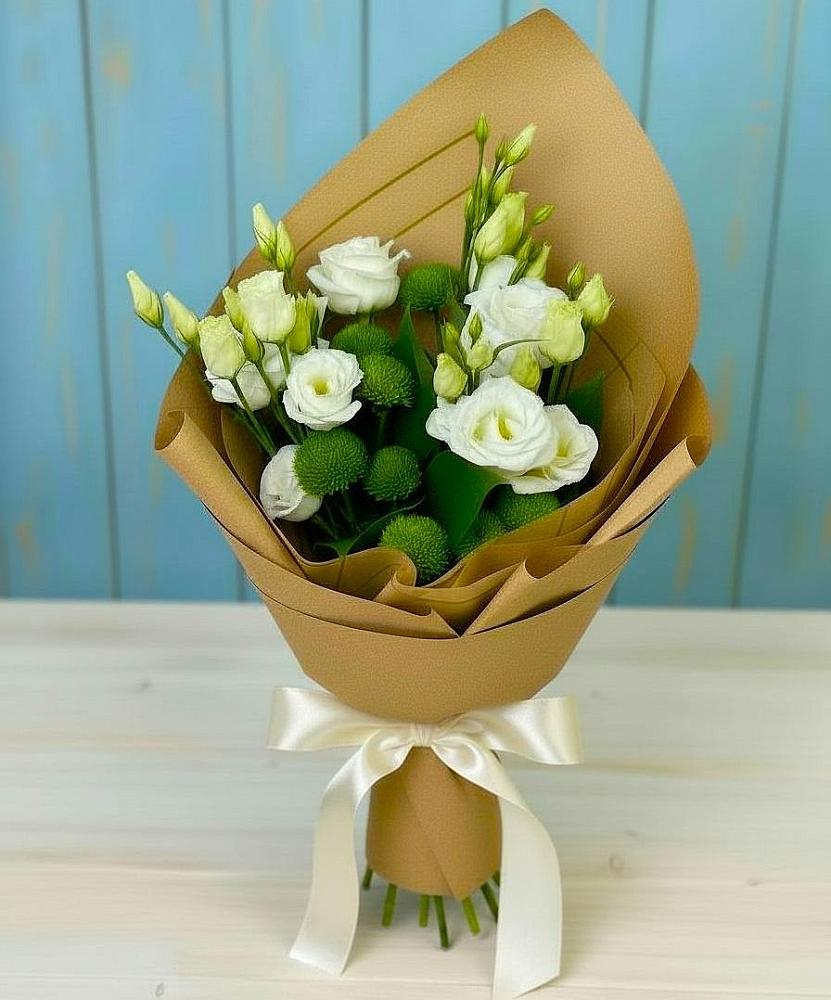 Букет цветов из: Хризантемы и Лизиантусы в Кандрах