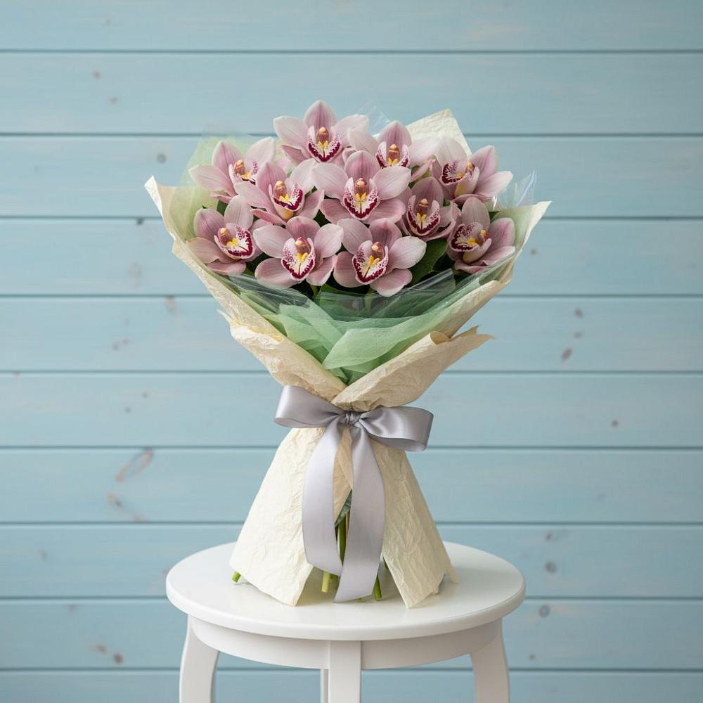 Букет цветов из: Орхидеи и Розы в Кандрах