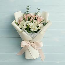 Букет цветов из:  Альстромерии в Кандрах