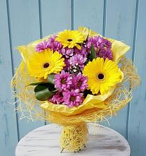 Букет цветов из:  Хризантемы и Герберы в Кандрах
