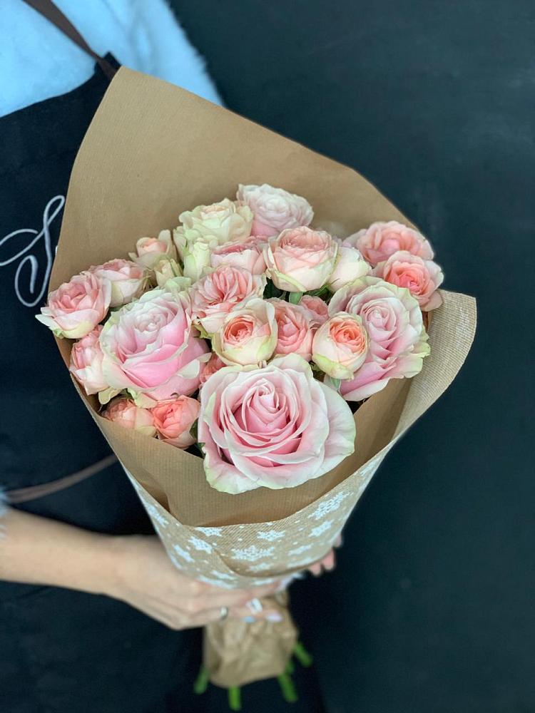 Букет цветов из: Хризантемы и Розы в Кандрах