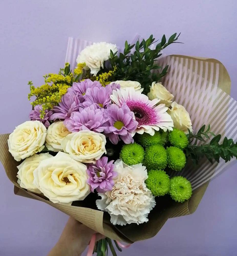 Букет цветов из: Хризантемы, Розы, Гвоздики и Герберы в Кандрах