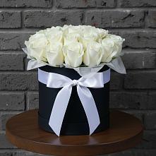 Цветочная композиция из Розы в шляпной коробке в Кандрах