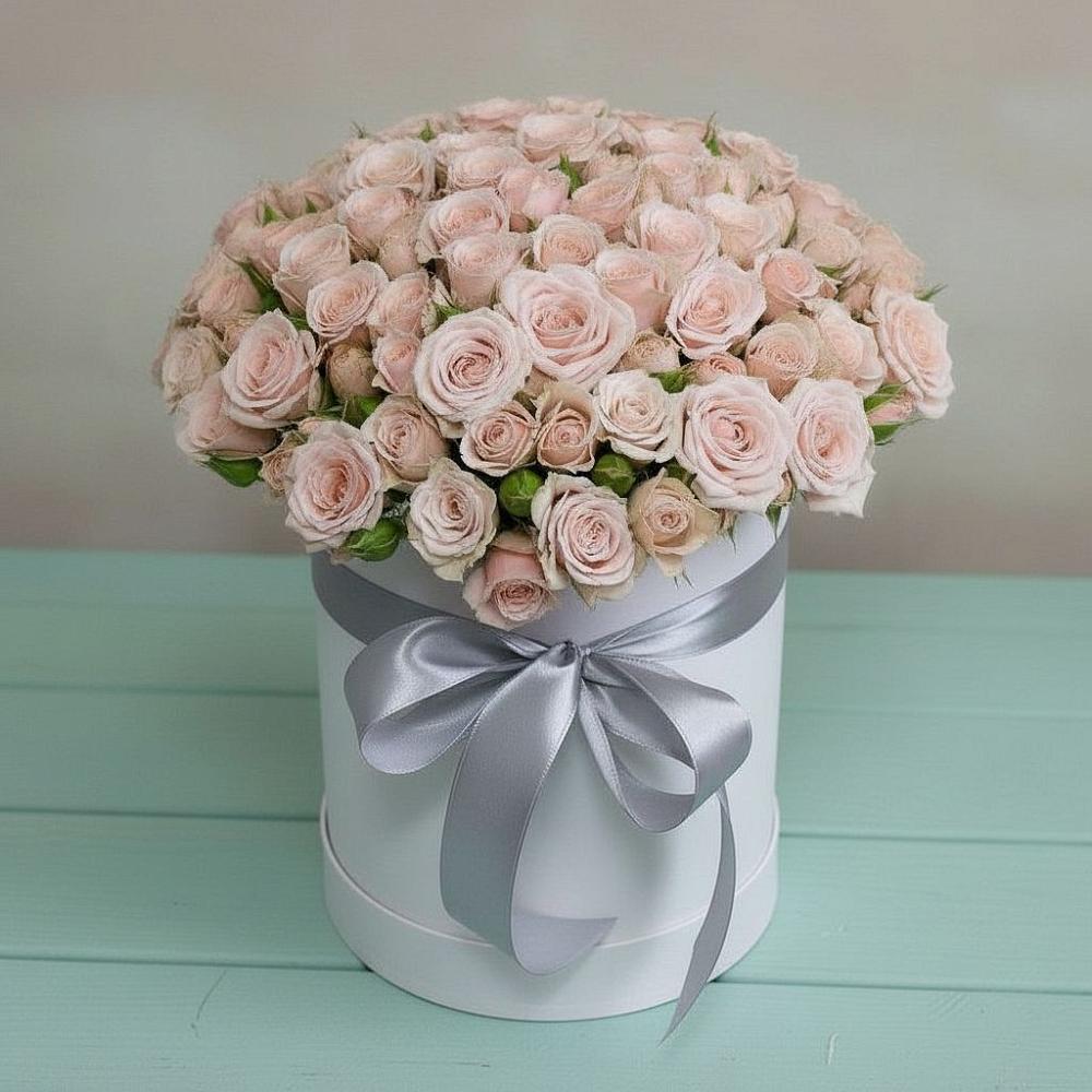 Цветочная композиция из Розы в шляпной коробке в Кандрах